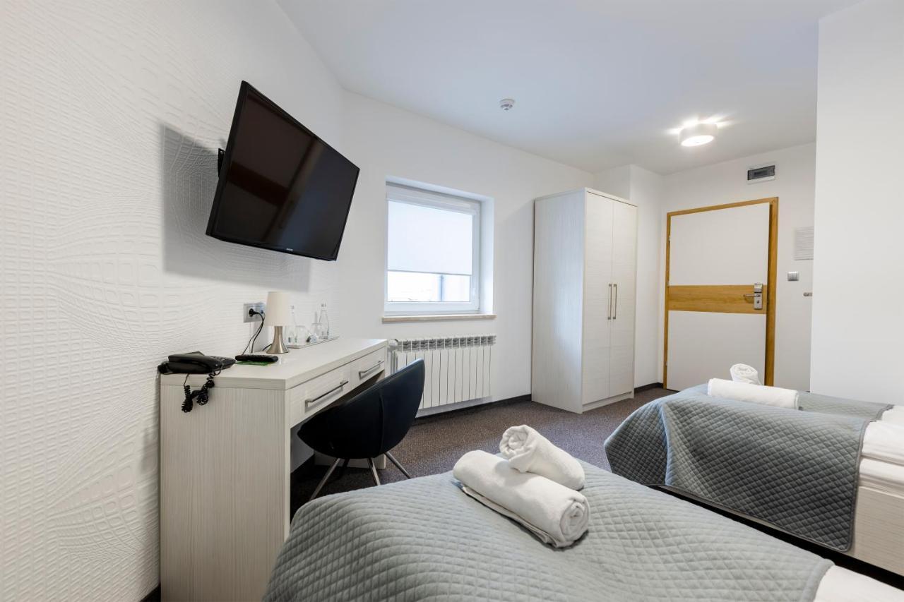Stacja Snu Hostel Bytów Εξωτερικό φωτογραφία