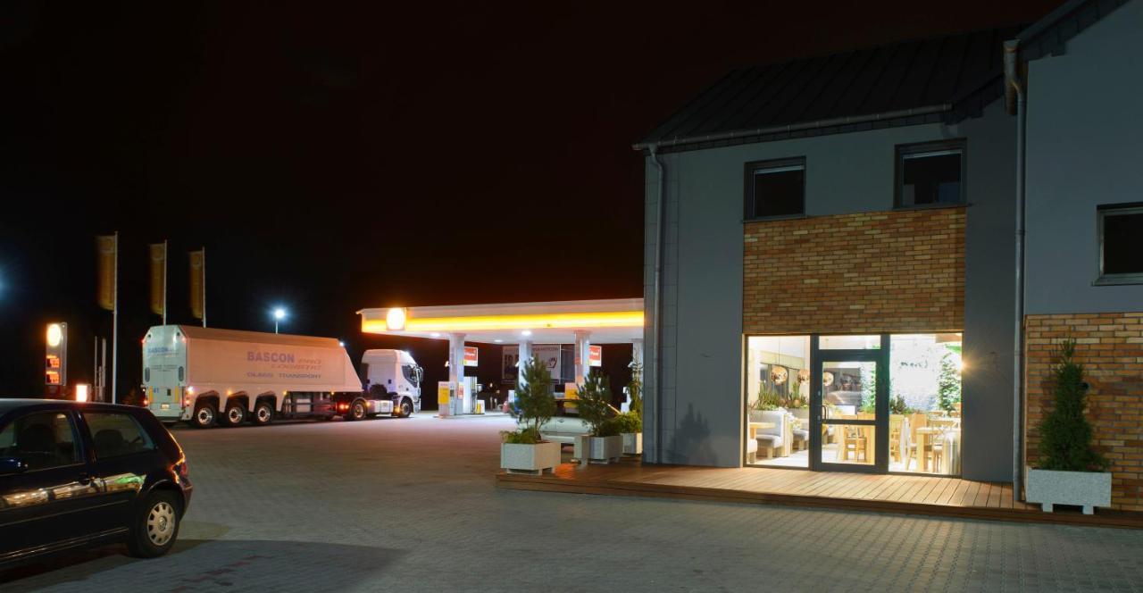 Stacja Snu Hostel Bytów Εξωτερικό φωτογραφία